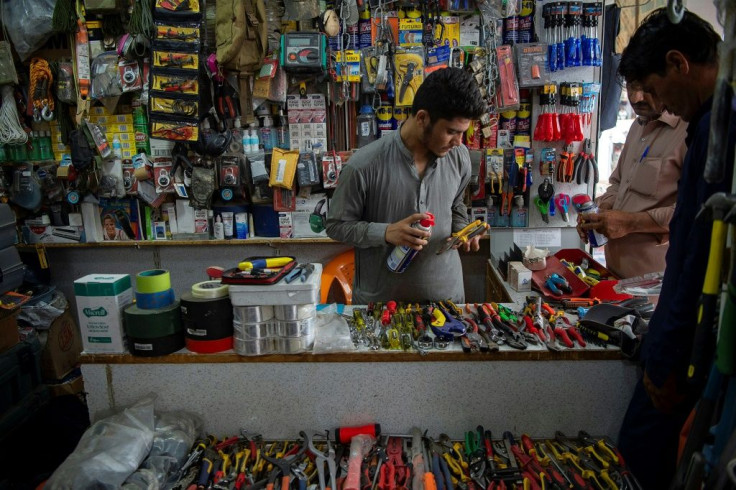 Smugglers' markets mushroomed in Pakistan along the Afghan border after 2001