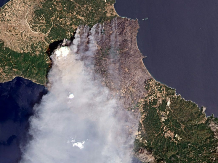 The fire on Evia pictured from above