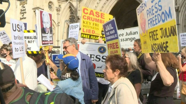 Assange supporters protest in London ahead of first hearing in extradition appeal