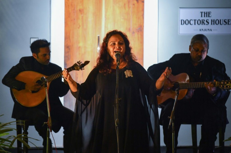 Sonia Shirsat (centre) is an accomplished performer of traditional Portuguese fado music