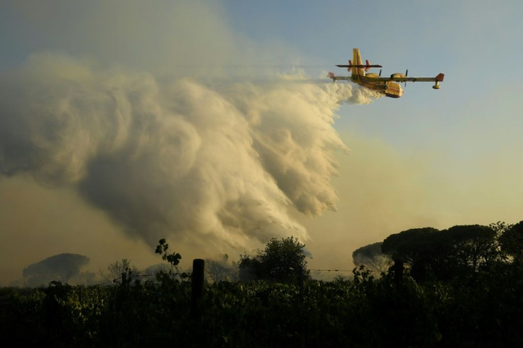 Water-dropping planes and helicopters were used to control the flames