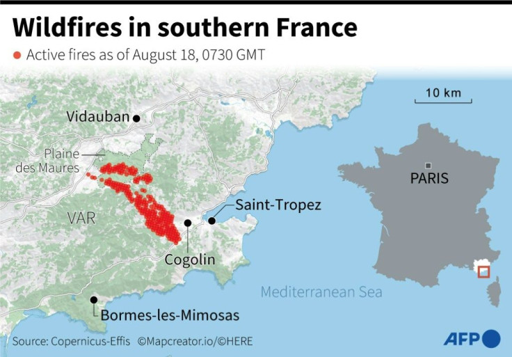 Map showing active fires in southern France near the Mediterranean resort of Saint-Tropez, as of August 18