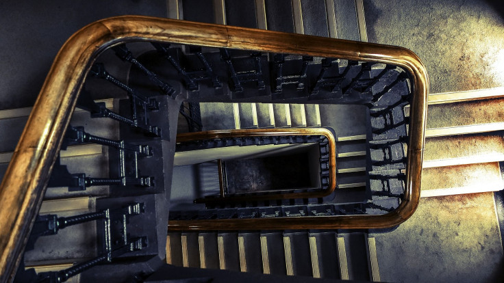 stairs-1868378_1920