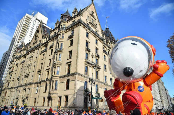 Macy's unveiled a partnership with Toys "R" Us, saying it expects the chain to play a role in its annual Thanksgiving parade in New York