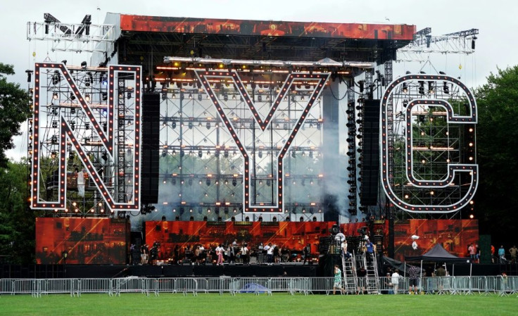 Earth, Wind and Fire perform a soundcheck in New York's Central Park a day before the"We Love NYC: The Homecoming Concert"