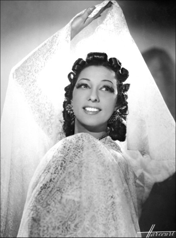 Josephine Baker To Be First Black Woman Immortalised In France's ...