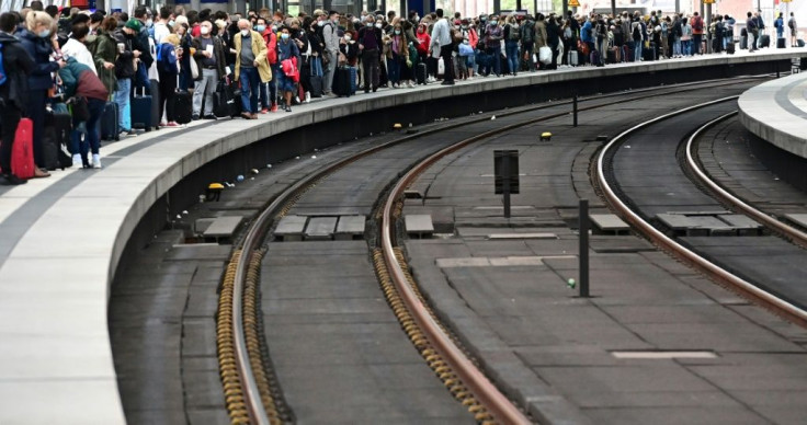 Deutsche Bahn offered to discuss a coronavirus-related bonus for drivers this year but the union called it a "smokescreen".