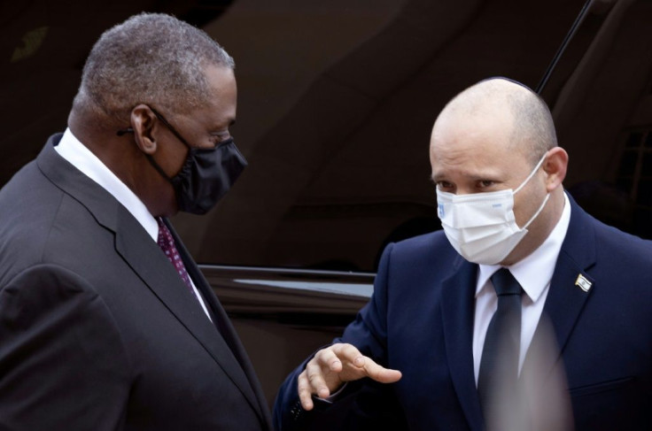 US Secretary of Defense Lloyd Austin (left) told Israeli Prime Minister Naftali Bennett he shared concerns about "Iran's alarming nuclear steps"