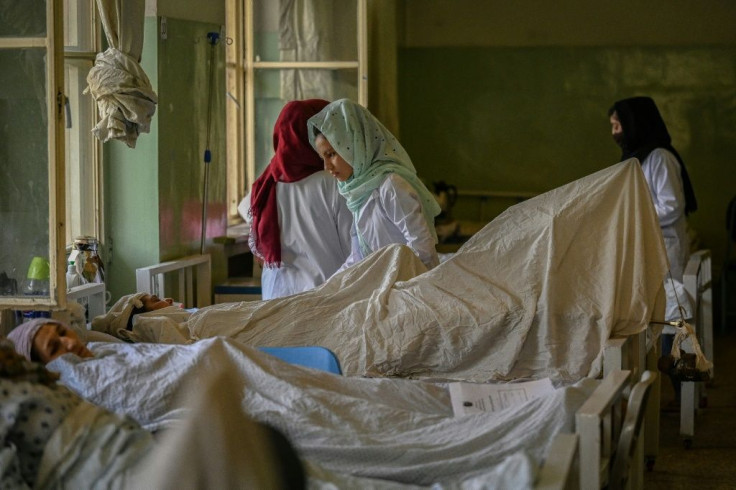 Female nurses care for patients at Wazir Akbar Khan hospital in Kabul on September 1, 2021