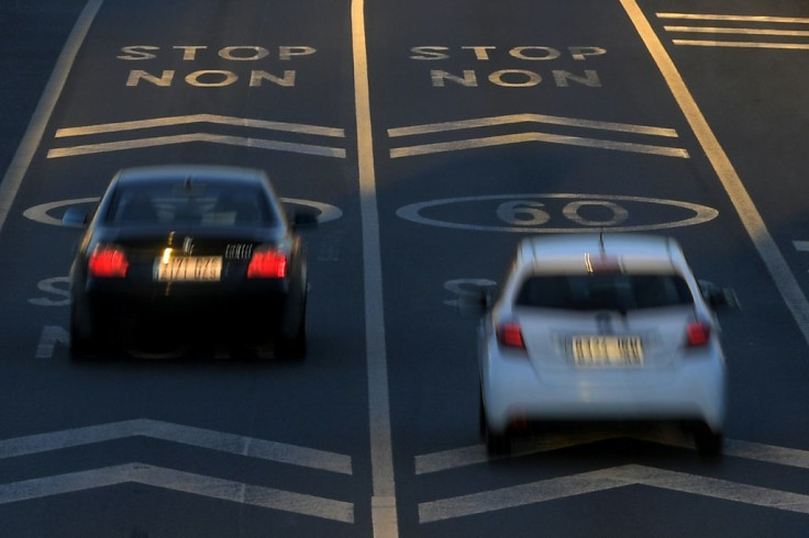 Don't stop. No one need stop at toll booths if Spain adopts a Swiss-style vignette system or portals that would automatically recognise and charge vehicles