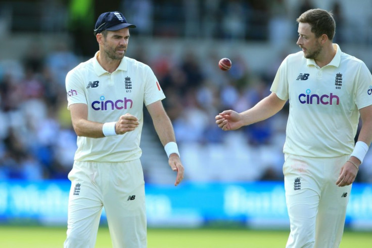 England pacemen Ollie Robinson (right) and James Anderson