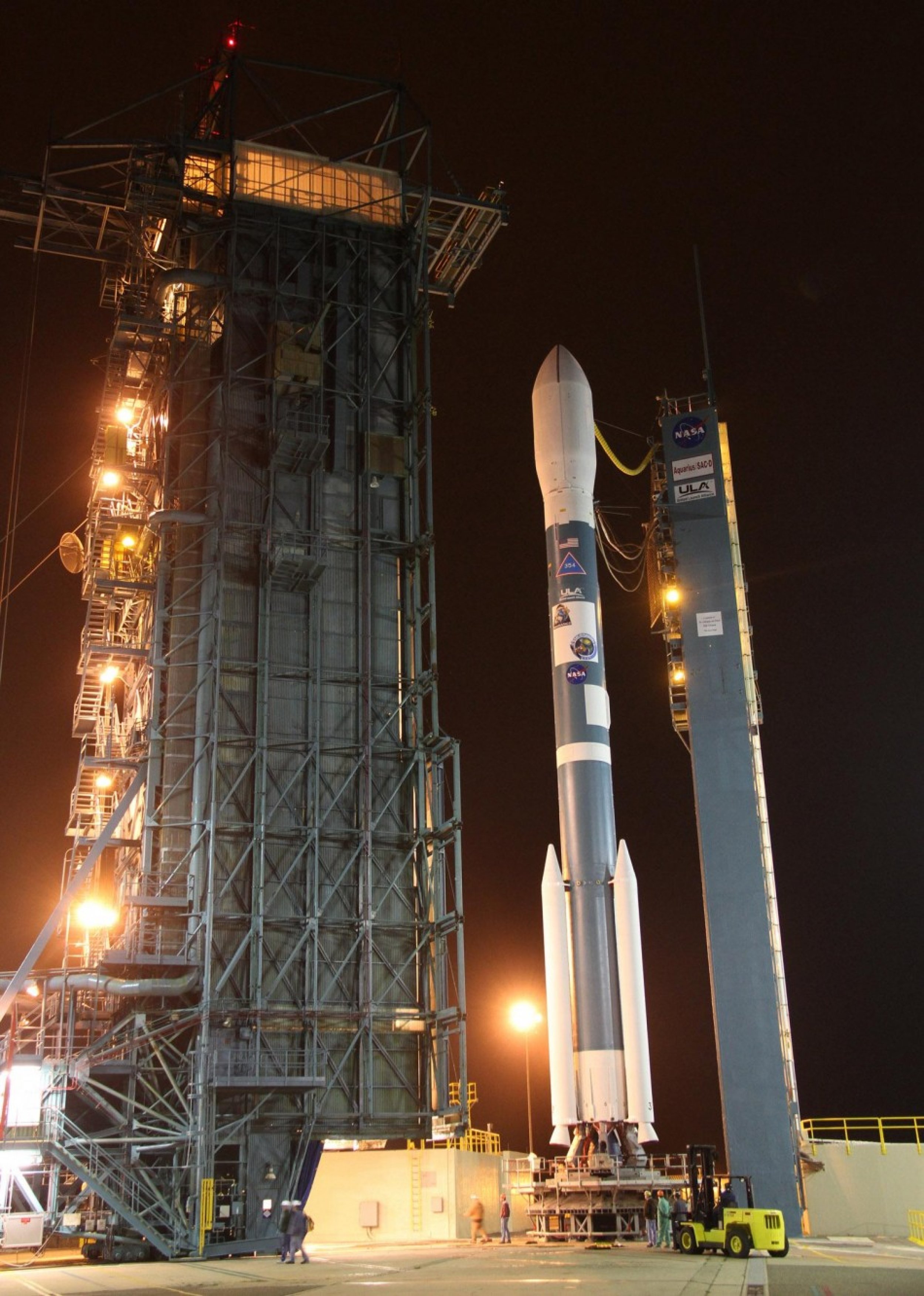 A United Launch Alliance Delta II rocket stands ready for launch at Space Launch Complex-2 with NASAs AquariusSAC-D payload.