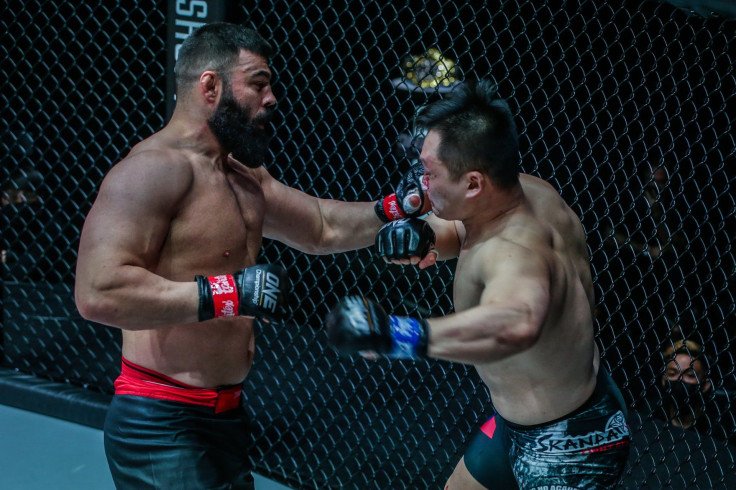 Kang Ji Won vs. Amir Aliakbari