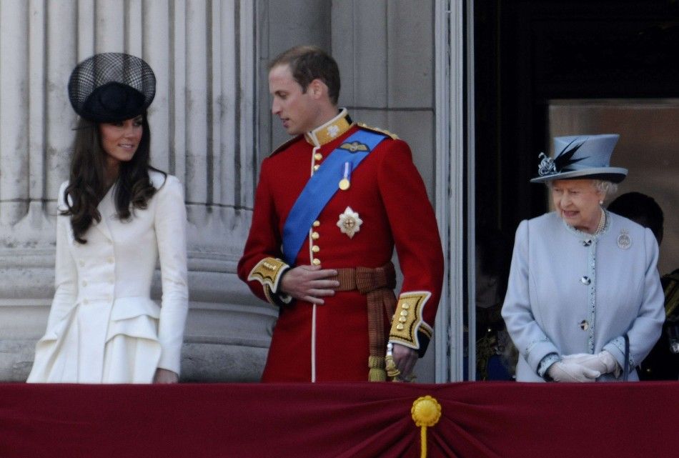 Britain039s Queen Elizabeth, Prince William and his wife Catherine, Duchess of Cambridge L walk onto the balcony of Buckingham Palace after attending the Trooping the Colour ceremony in central London June 11, 2011. Trooping the Colour is a ceremony 