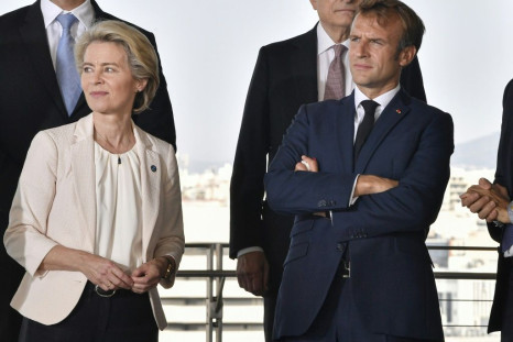European Commission President Ursula von der Leyen and French President Emmanuel Macron at the summit in Athens