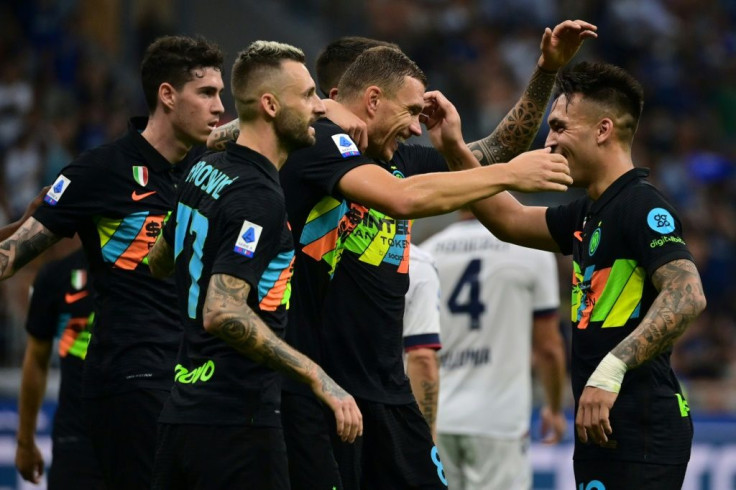 Inter Milan ran riot against Bologna to move top of Serie A