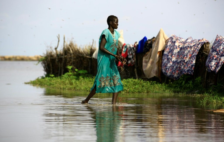 Aid workers have warned of a looming outbreak of water-borne diseases among the doubly displaced refugees