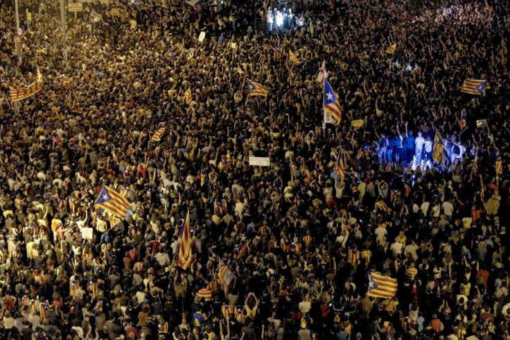 Pro-referendum demonstrators gather in Barcelona to protest in September 2017