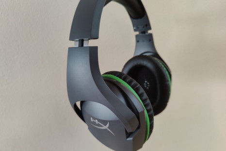 The HyperX CloudX Stinger Core headset has great HyperX-grade audio, but connection issues and build quality keep this one from being great