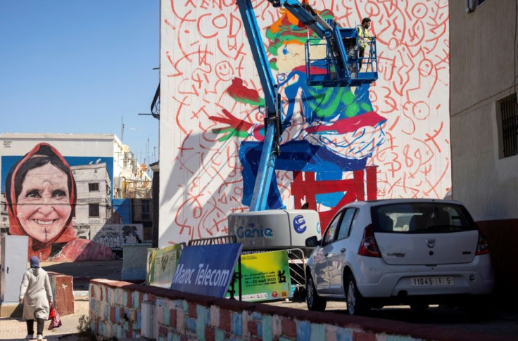 Lhamzi used the side of a house in the working-class district of Yaacoub Al Mansour for his latest work