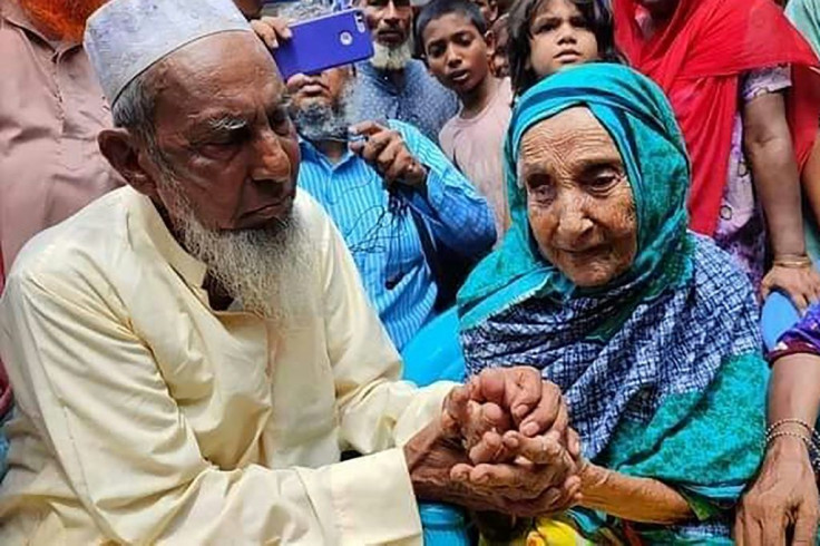 Abdul Kuddus Munsi (left) had not seen his mother (right) in about 70 years