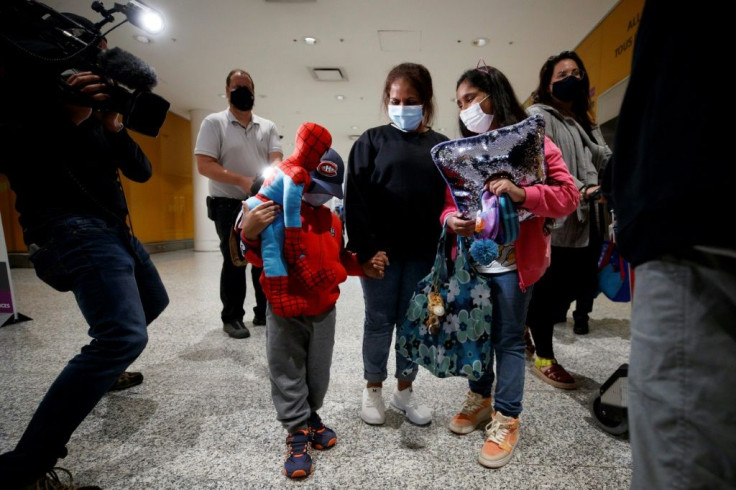 Supun Thilina Kellapatha and Nadeeka Dilrukshi Nonis touched down in Toronto and are due to go on to Montreal to "start their new lives", a non-profit said