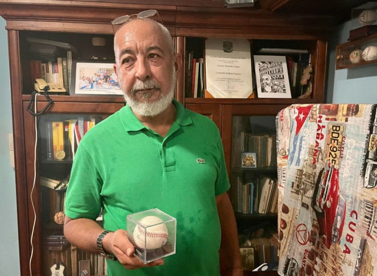 Cuban writer Leonardo Padura, a huge baseball fan, says the decision to defect is "very complicated"