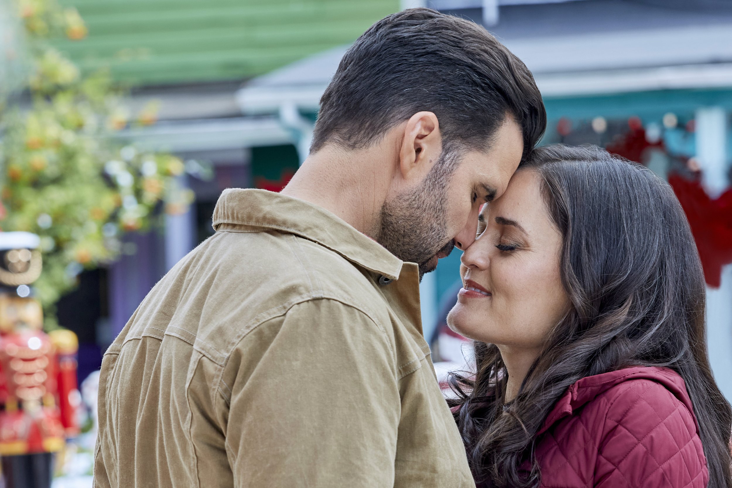 ‘you Me And The Christmas Trees Hallmark Movie Premiere Cast Trailer Synopsis Ibtimes 