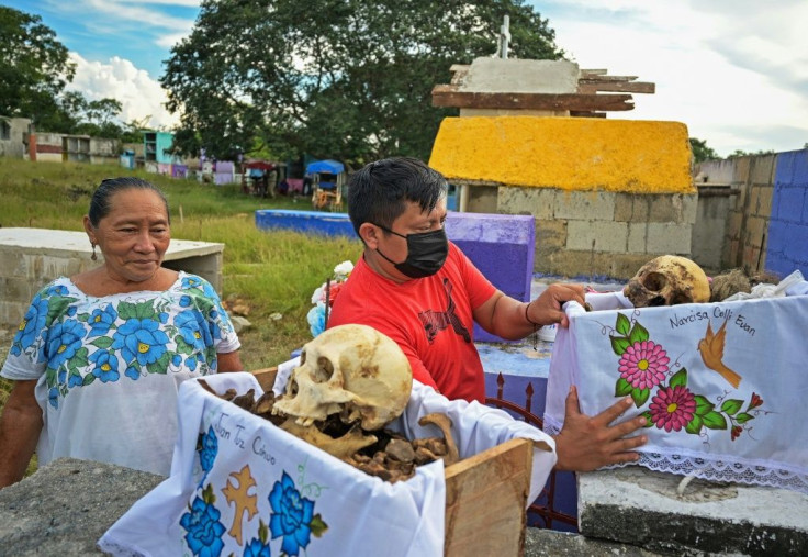 It is customary for bones to be cleaned for the first time three years after death, and every year thereafter