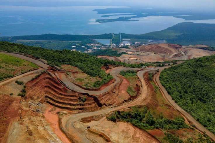 El Estor's subsistence fishermen, mainly of the Mayan Q'eqchi' indigenous group, claim the Fenix mine is polluting Lake Izabal, diminishing fish stocks