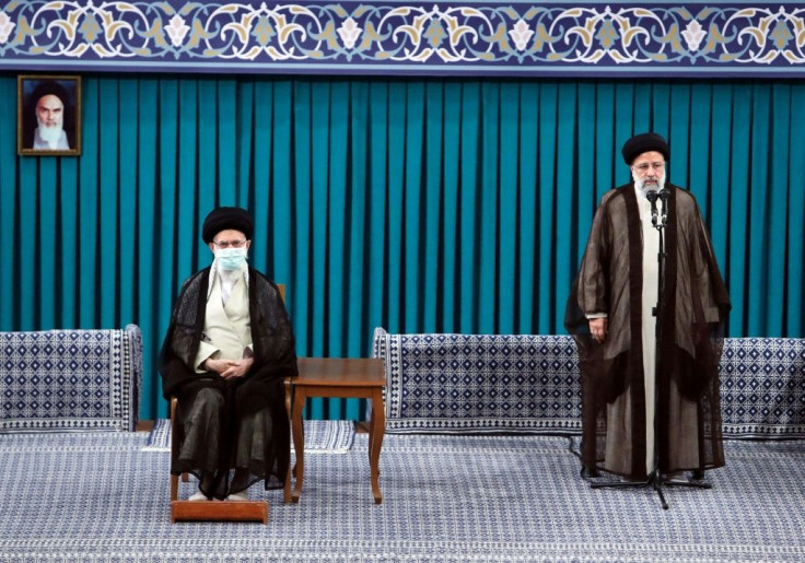 Ayatollah Ali Khamenei (left) and President Ebrahim Raisi in Tehran on October 24, 2021