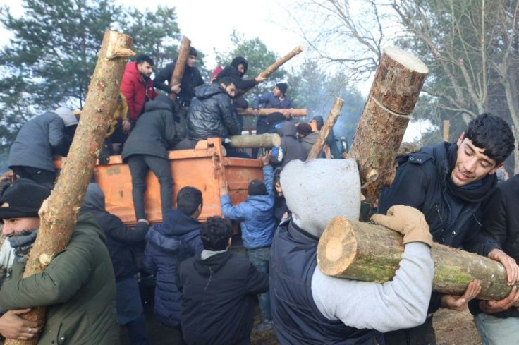 Migrants, mainly Kurds from the Middle East, have been stuck for days on the Belarus-Poland border in near-freezing temperatures