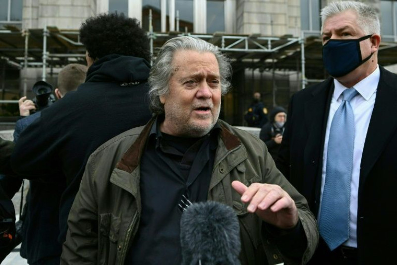 Former Donald Trump advisor Steve Bannon arrives at the FBI's Washington office after his indictment for refusing to testify in the Congressional investigation into the January 6 attack on Congress by Trump suppporters