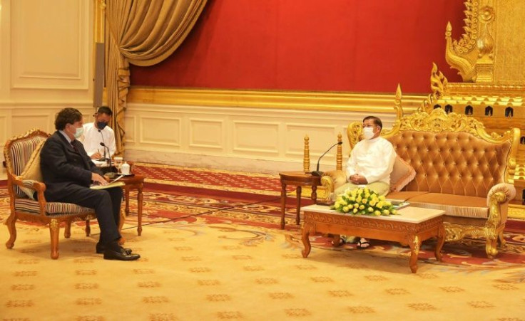 Bill Richardson is seen here meeting with Myanmar junta chief Min Aung Hlaing in November 2021 in Naypyidaw, in a photo distributed by the junta