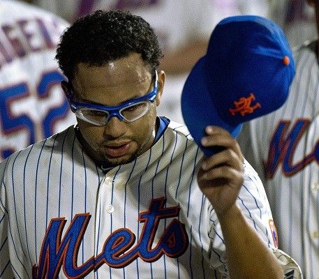 Rodriguez Tries Glasses, and Mets Like What They See - The New York Times