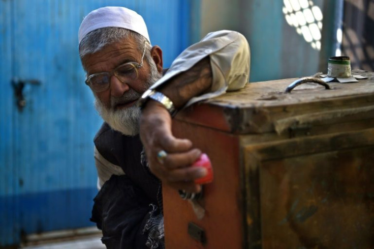 The family's last remaining kamra-e-faoree is now on display outside their studio -- a striking reminder of Afghanistan's photographic history