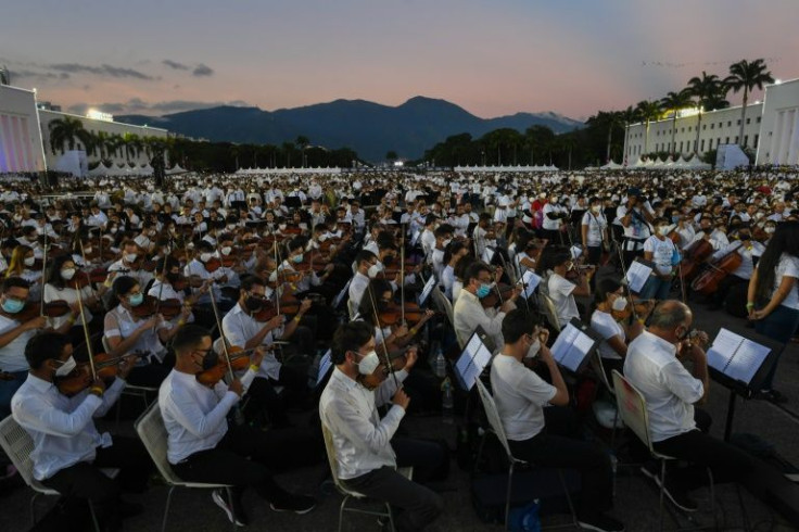 Musicians set the Guinness world record for largest orchestra, in Caracas, on November 13, 2021