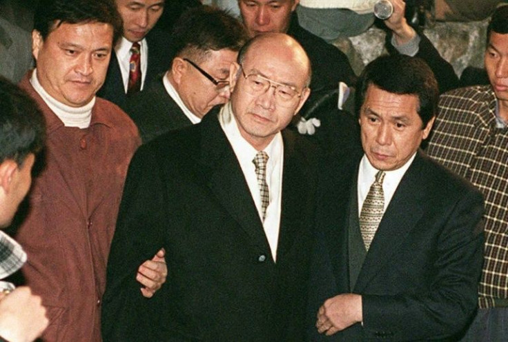 Former dictator Chun Doo-Hwan (C) is among South Korea's most reviled figures