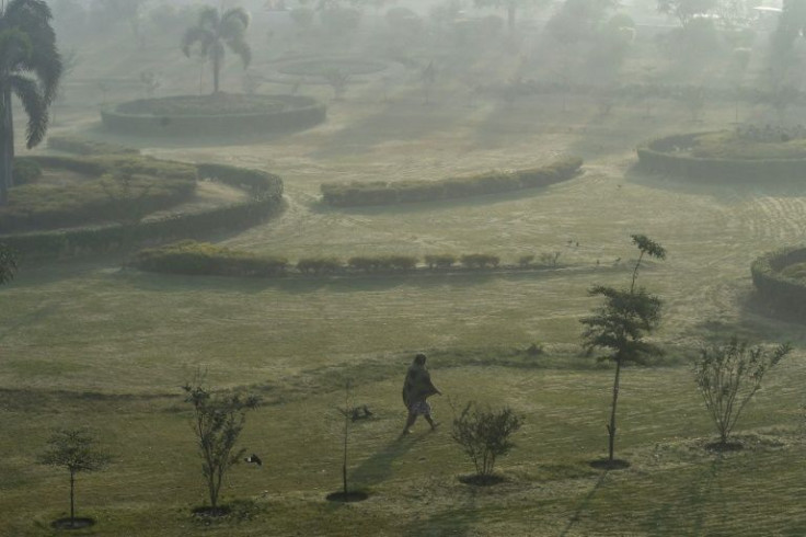 Air pollution in Pakistan and India has worsened in recent years