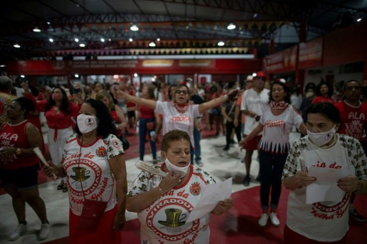 Dancers perform during the Viradouro samba school's rehearsal as they prepare for Rio de Janeiro's 2022 carnival