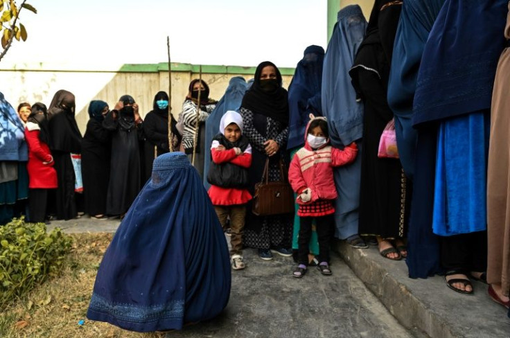 Many receiving aid in Kabul were from families whose only breadwinner had lost their job since the Taliban takeover