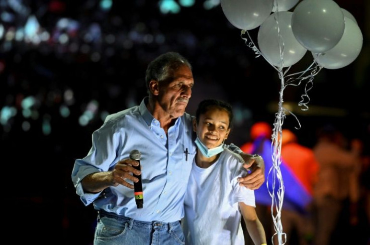 Tegucigalpa mayor and presidential candidate for the ruling National Party, Nasry Asfura, aka "Papi a la Orden," has accepted defeat