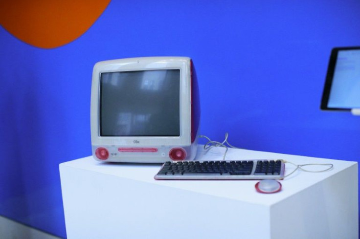 The personal computer used by Wikipedia co-founder Jimmy Wales is going up for auction