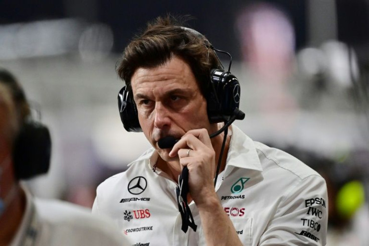 Toto Wolff is hoping for a clean title fight next weekend