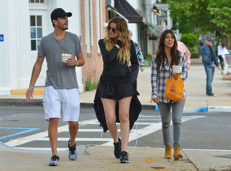 Khloe Kardashian, Kourtney Kardashian and Scott Disick