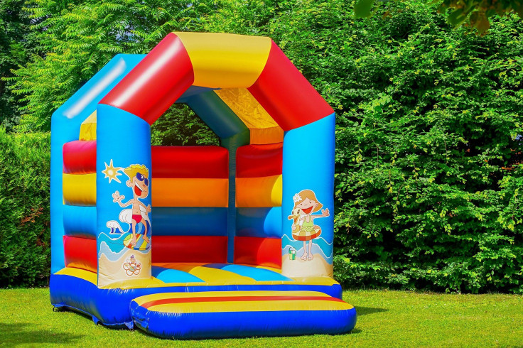 bouncy-castle-3466291_1920