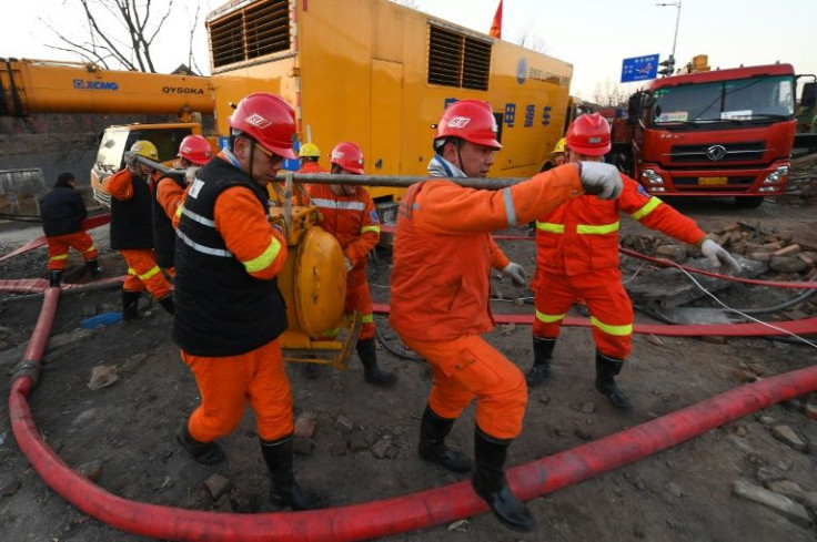 A group of 21 were trapped when a mine flooded in Xiaoyi city