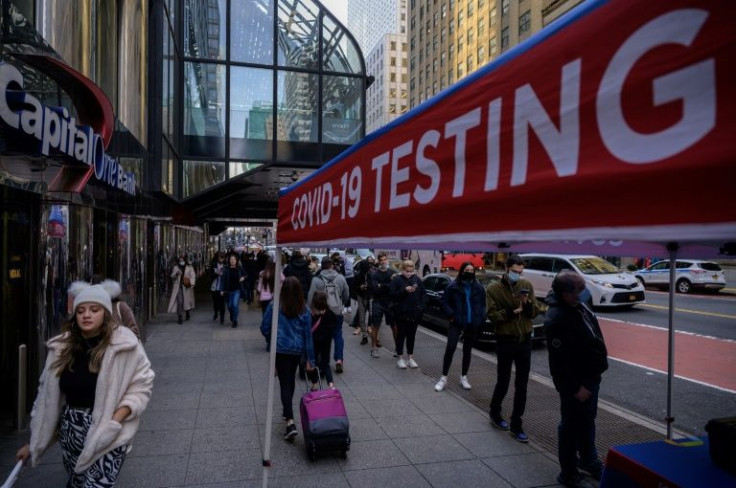 The arrival of the Omicron variant of Covid-19 in New York had people lining up for testing on December 17, 2021