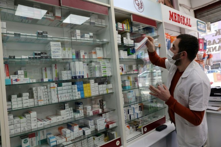 More than 1,000 medicines are now difficult to find in Turkey, according to a pharmacist