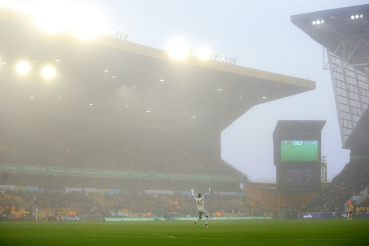 Chelsea were held to a 0-0 draw by Wolves at a foggy Molineux